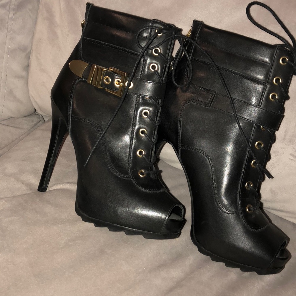 Guess Open-Toe Buckle Bootie